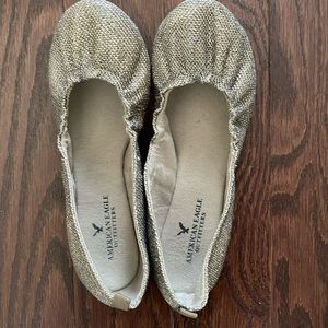 AMERICAN EAGLE OUTFITTERS FLATS